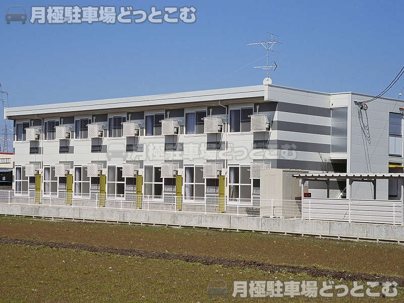 富山市田中町1－14－21の月極駐車場1