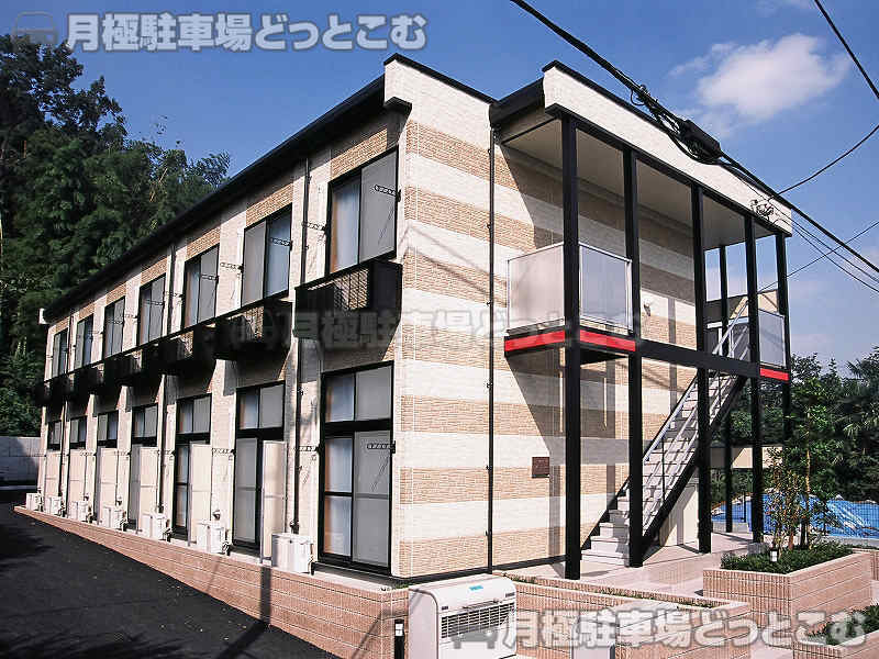 八王子市石川町606－1の月極駐車場1