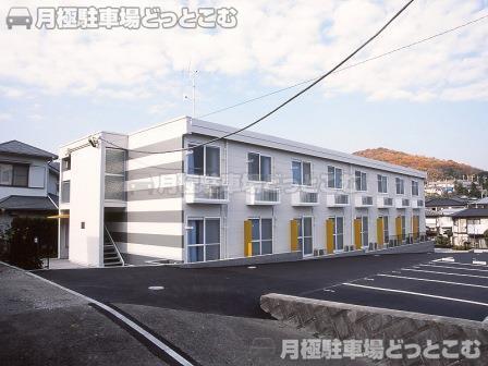 秦野市南矢名1005－15の月極駐車場2