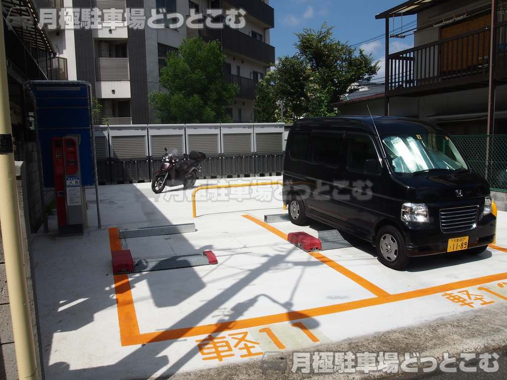 渋谷区笹塚3－26－1の月極駐車場2