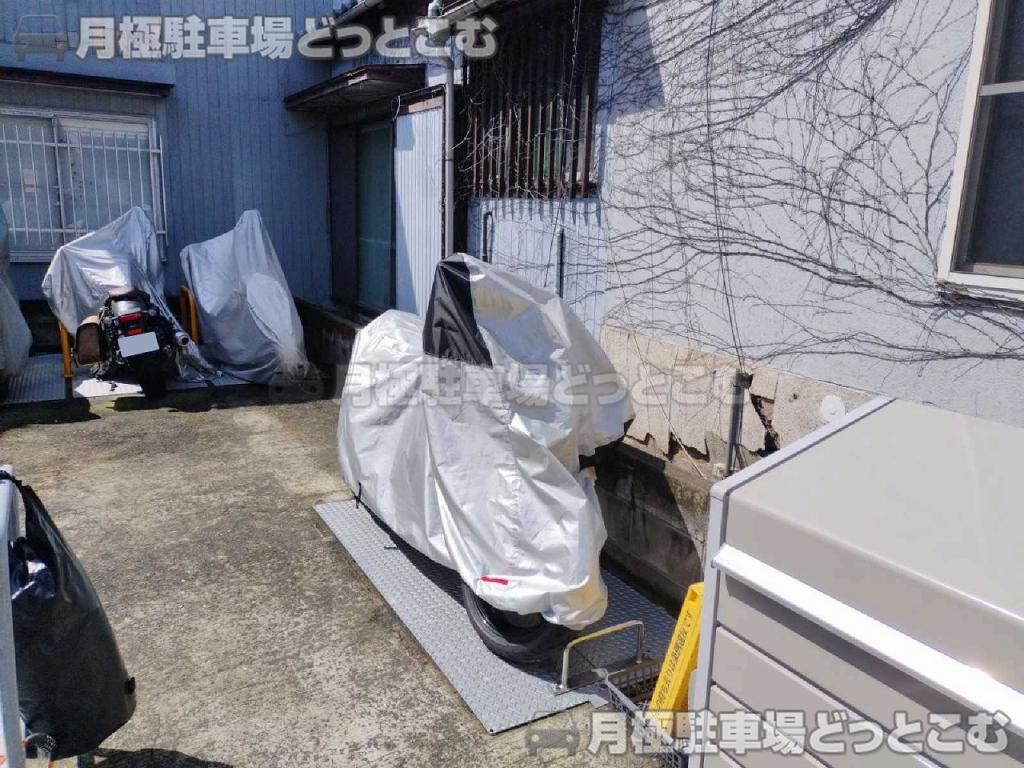杉並区高円寺南1－5－16の月極駐車場2