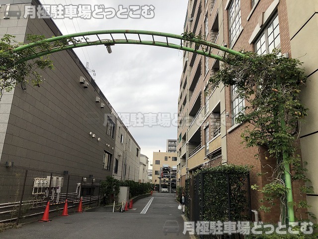 江戸川区中葛西1-31-7の月極駐車場4