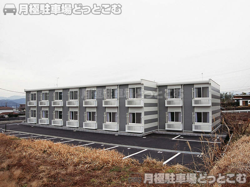 富士宮市大岩832－2の月極駐車場1