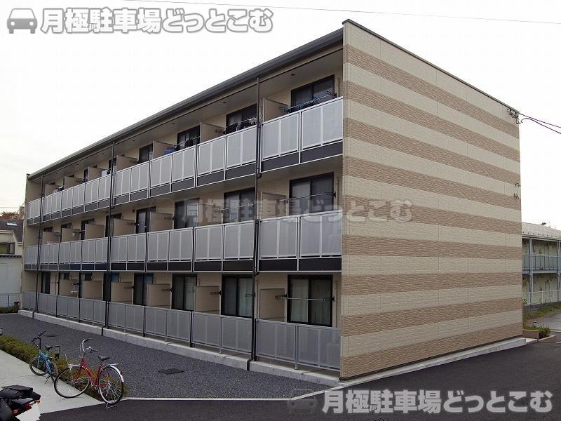 三鷹市深大寺3－12－13の月極駐車場1