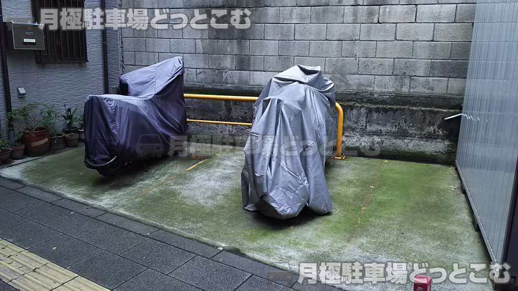 板橋区清水町74-2の月極駐車場1