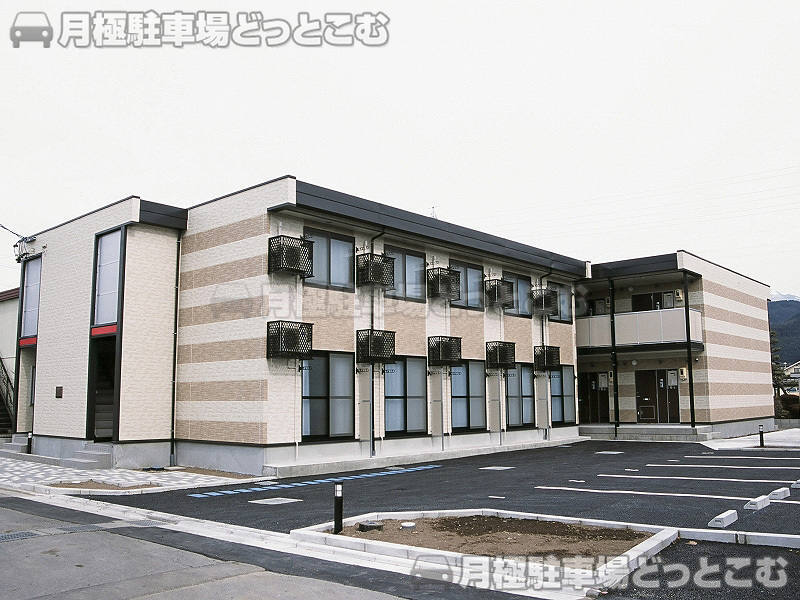 松本市筑摩3－10－12の月極駐車場1