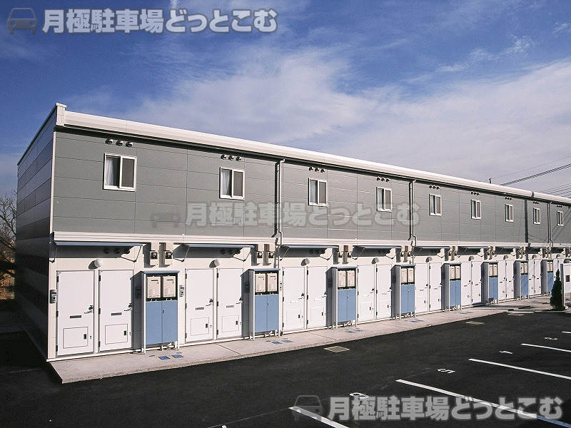 町田市金井1－47－49の月極駐車場1