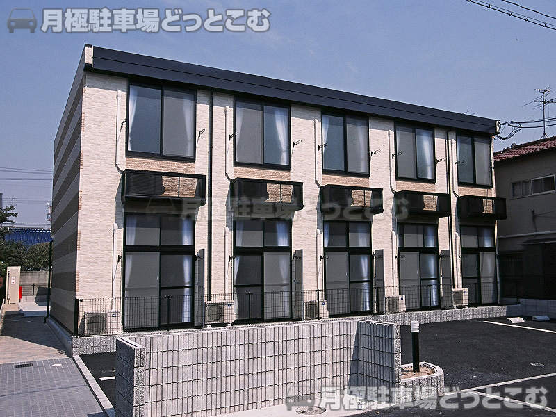 尼崎市西長洲町2－21－15の月極駐車場1