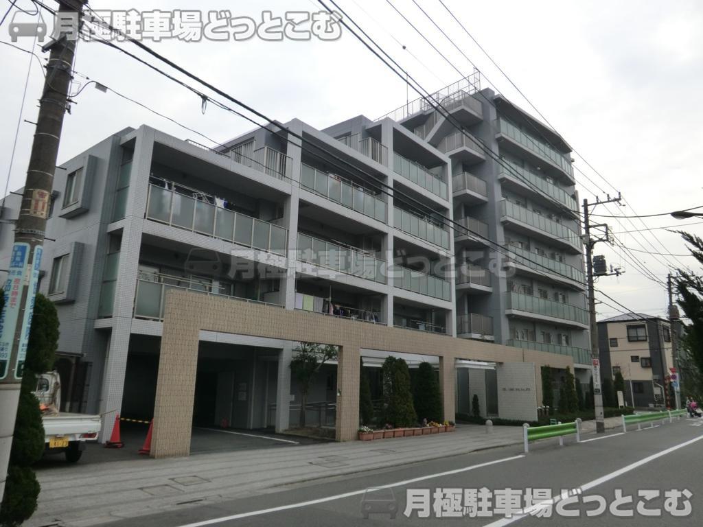 大田区新蒲田3-6-24の月極駐車場3