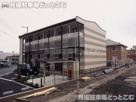 厚木市妻田北1－7－41の月極駐車場1