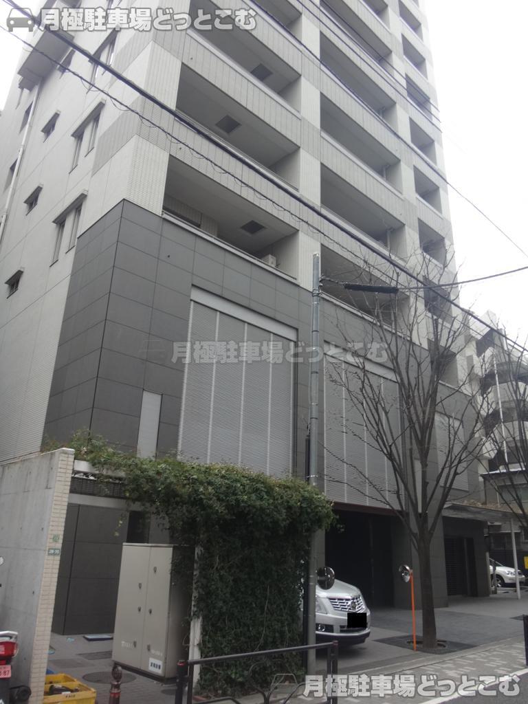 文京区本郷1-28-15の月極駐車場3
