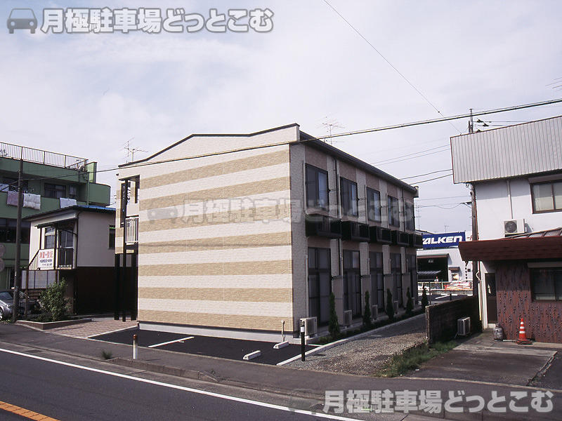 愛甲郡愛川町中津306－1の月極駐車場1