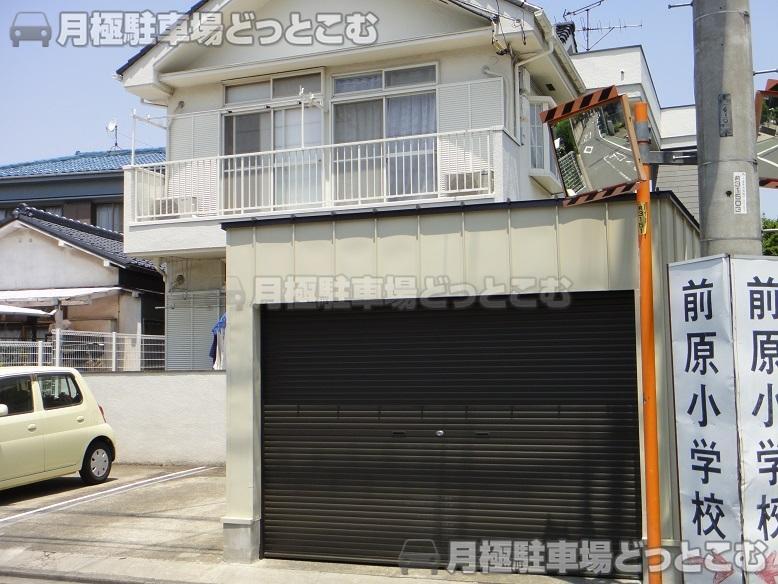 小金井市前原町3丁目15-5の月極駐車場3