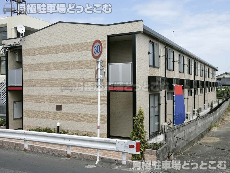 八代市八幡町11－10の月極駐車場2