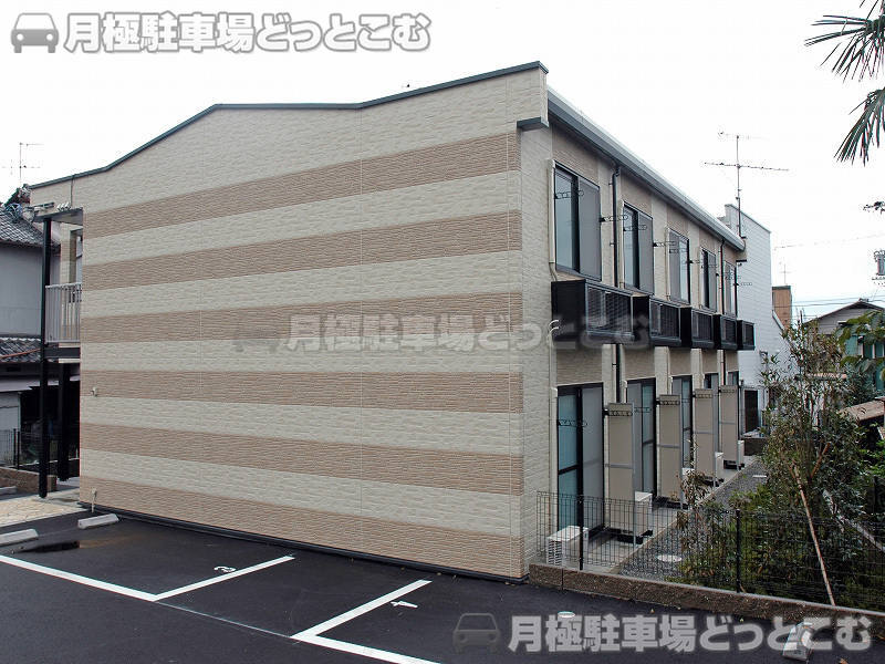 静岡市清水区横砂本町18－20－2の月極駐車場1