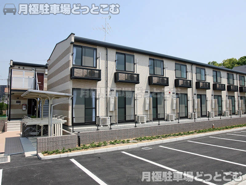 八尾市渋川町5－6－25の月極駐車場1