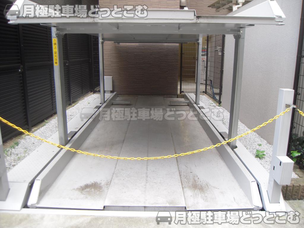 文京区本郷3-28-4の月極駐車場2