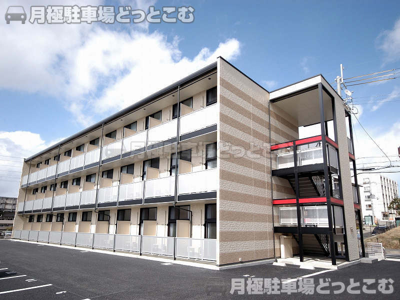 草津市野路東3－8－5の月極駐車場1