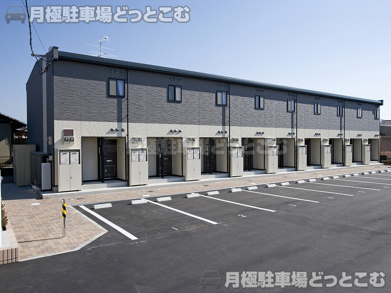 都城市早鈴町1589－4の月極駐車場2