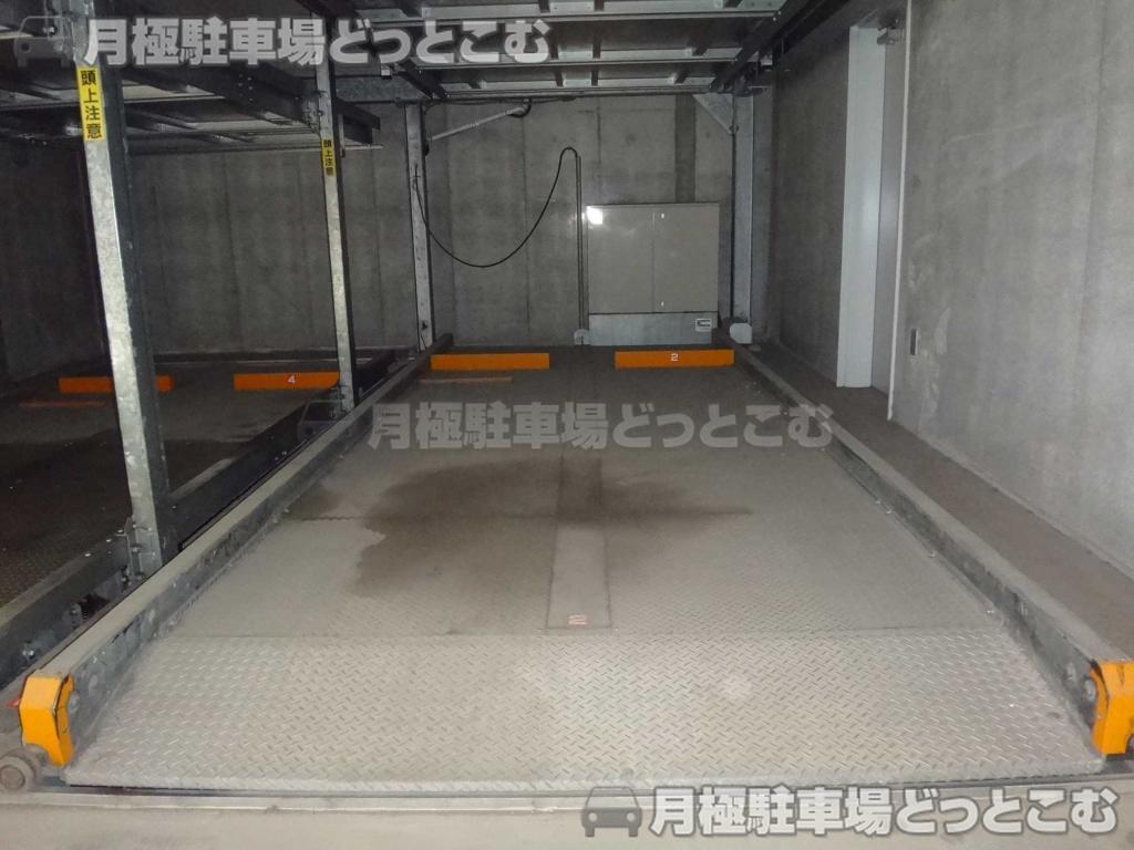 渋谷区恵比寿1-20-2の月極駐車場3