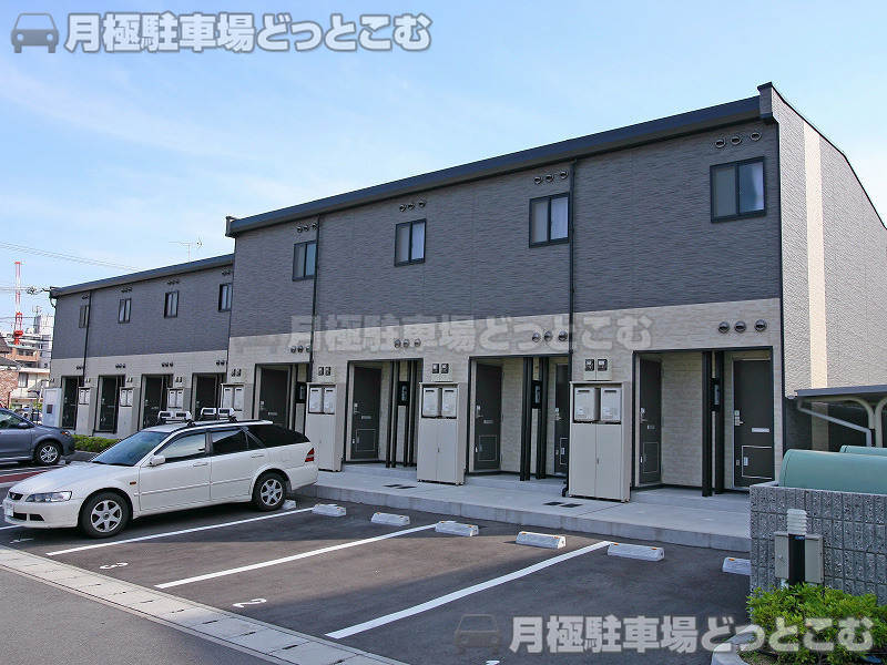 明石市大久保町大窪174－1の月極駐車場1