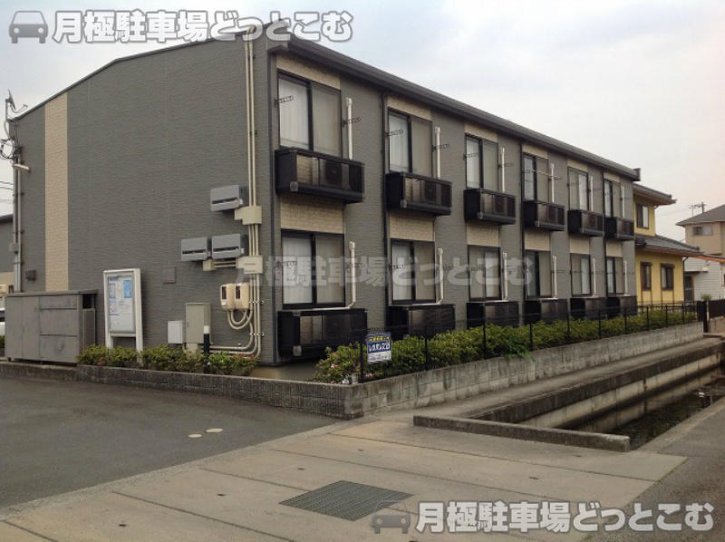 倉敷市連島町鶴新田2318－1の月極駐車場2