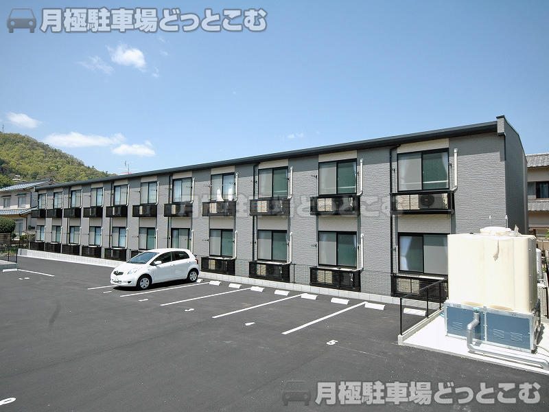 三原市明神3－20－6の月極駐車場1