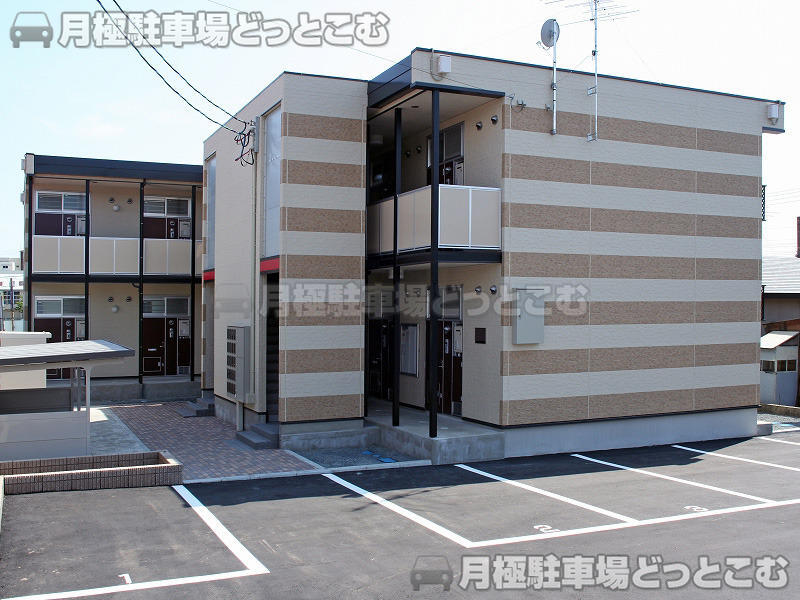 秋田市泉一ノ坪11－32の月極駐車場2