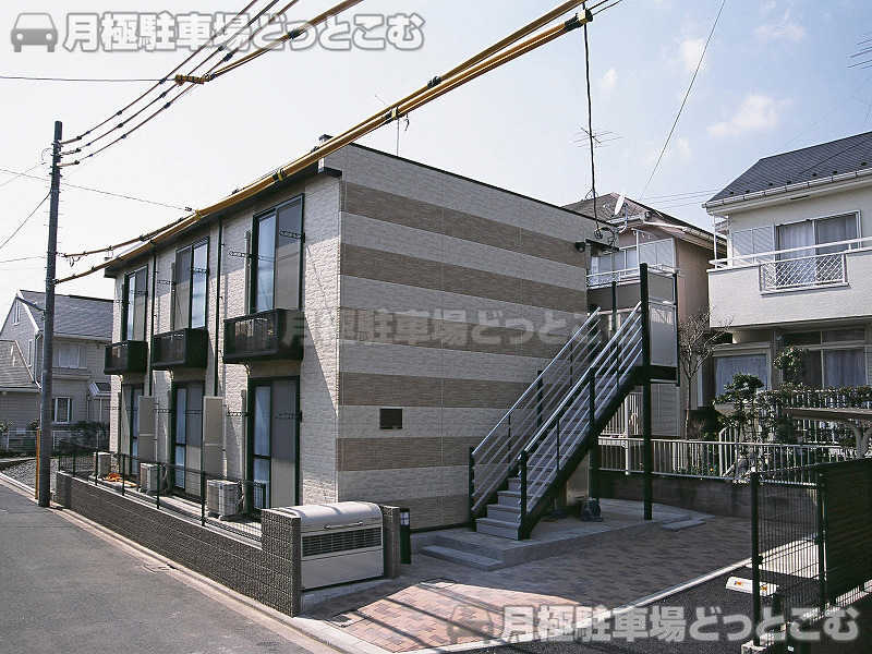 小金井市前原町1－15－4の月極駐車場1