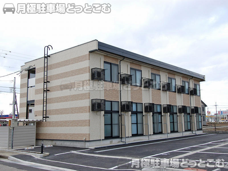 長岡市西宮内1－137の月極駐車場2