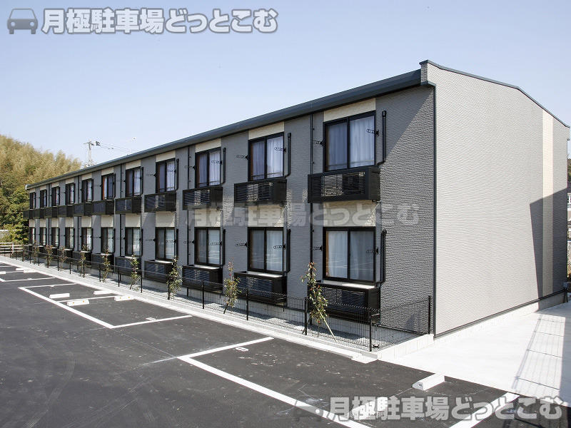 北九州市小倉南区高野3－16－1の月極駐車場2