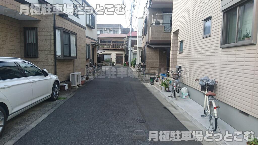葛飾区奥戸2丁目12番16号の月極駐車場2