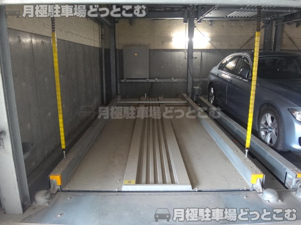 豊島区駒込7-1-1の月極駐車場3