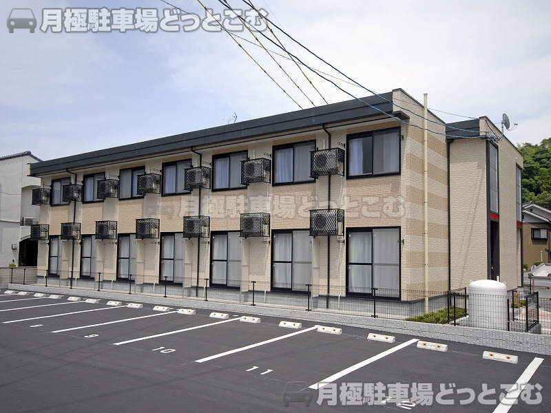 浜田市相生町3966－5の月極駐車場1