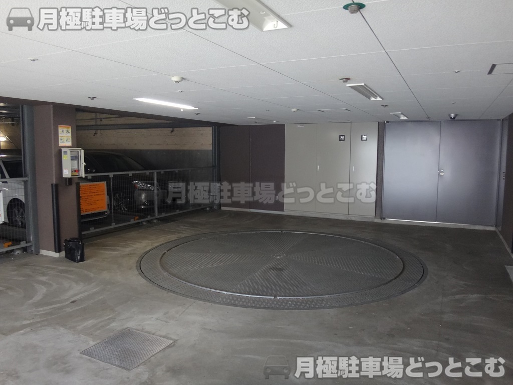 豊島区駒込7-1-1の月極駐車場2
