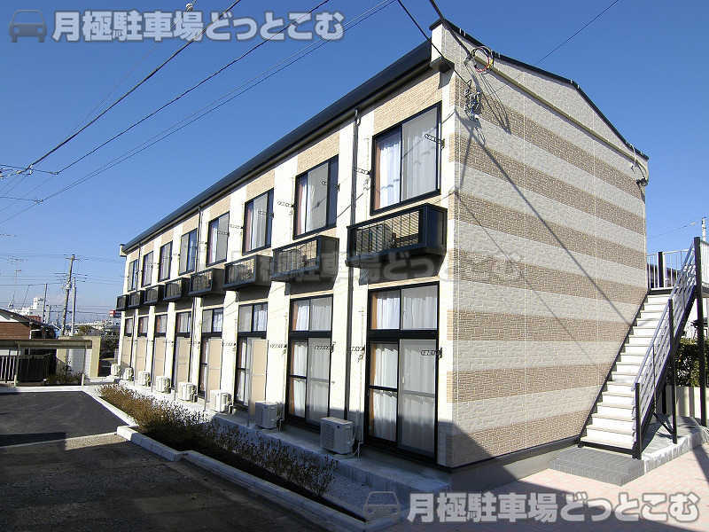 藤沢市本鵠沼4－2－9の月極駐車場2