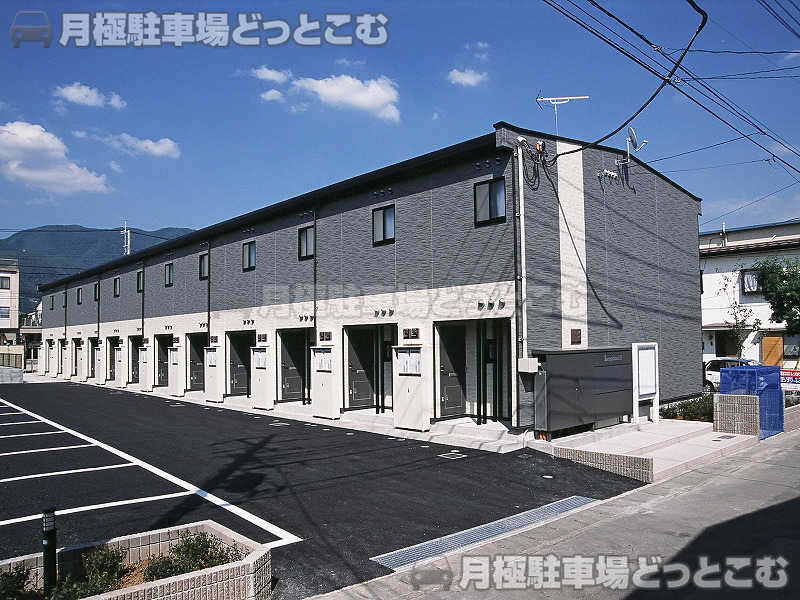 甲府市城東5－4－6の月極駐車場2