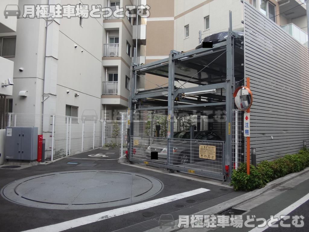 文京区本駒込1-2-2の月極駐車場2