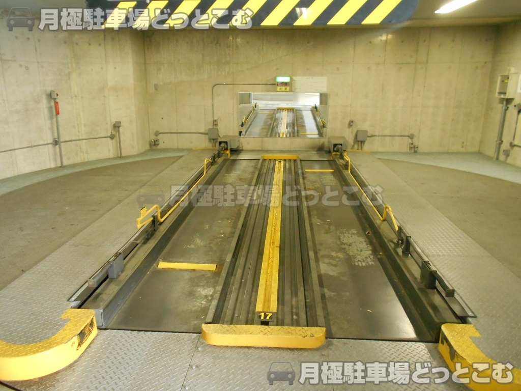 文京区本駒込4-40-3の月極駐車場2