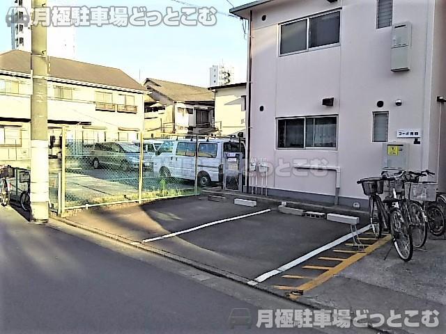 品川区中延4-8-3の月極駐車場3