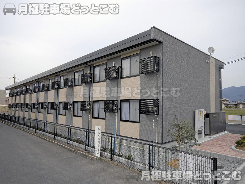 出雲市中野町854－1の月極駐車場1