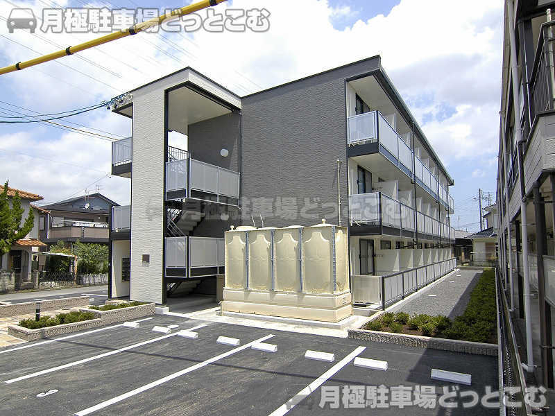 静岡市駿河区中吉田4－87の月極駐車場1