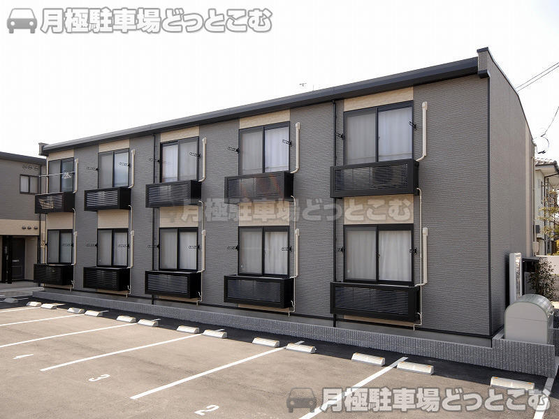 宇部市琴芝町1－4－16の月極駐車場1