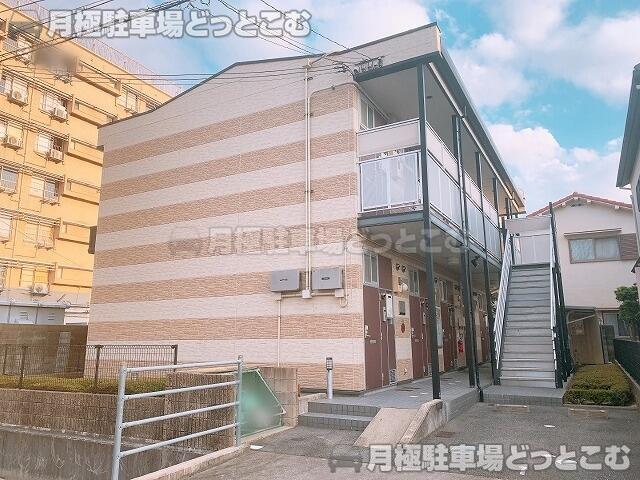 西宮市松山町11－9の月極駐車場1