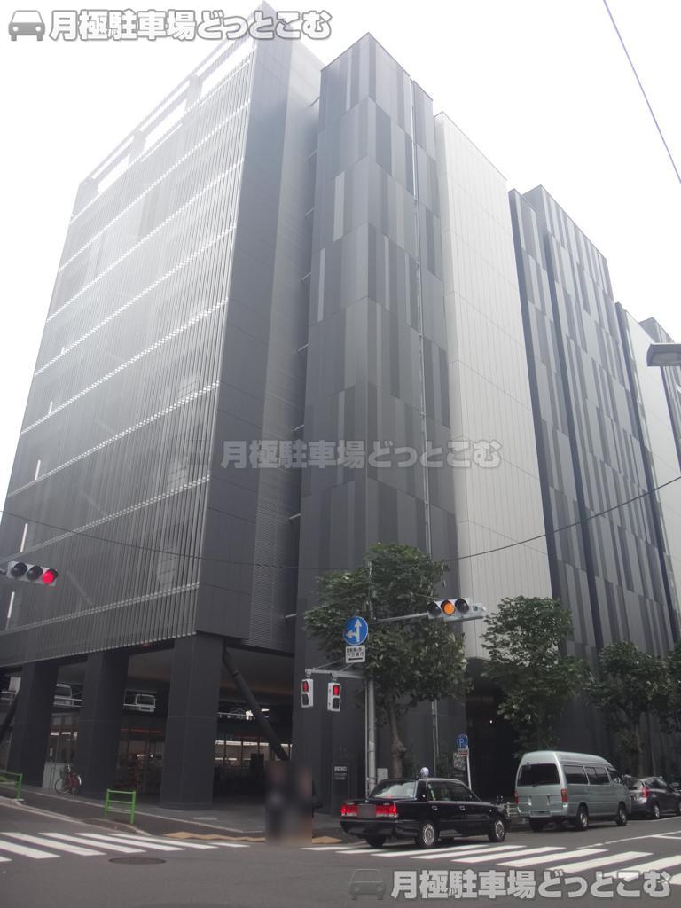 中央区銀座1-26-1の月極駐車場1