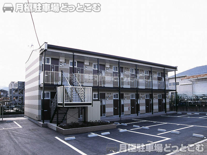 愛甲郡愛川町中津1049－1の月極駐車場1