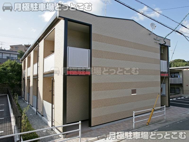 福岡市城南区東油山4－11－15の月極駐車場2