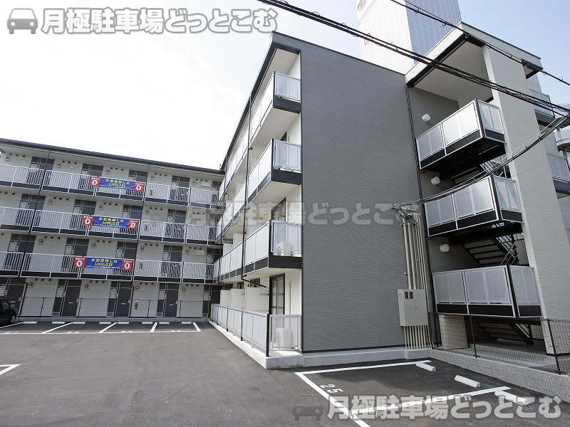 福岡市博多区豊1－5－16の月極駐車場1