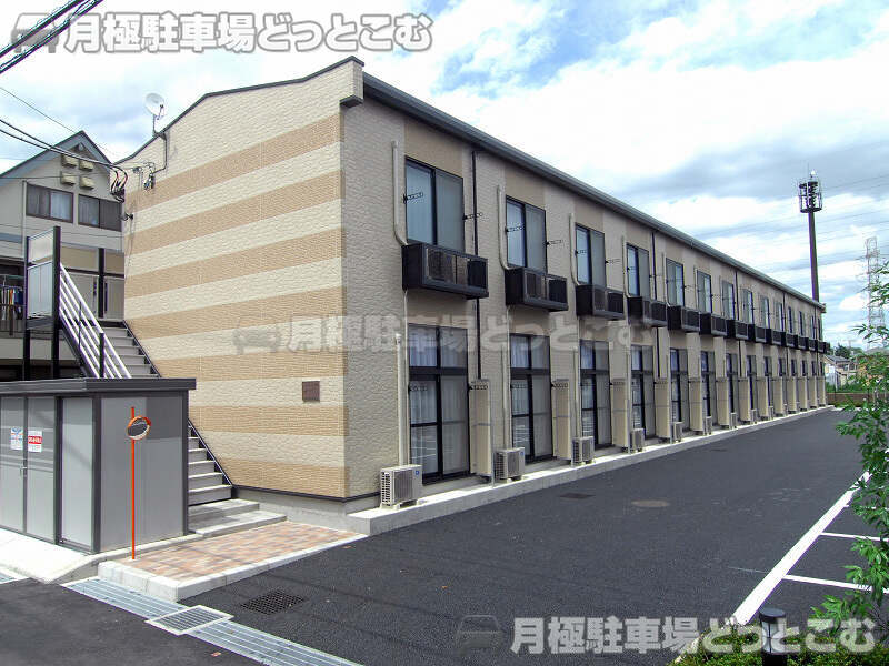 桶川市末広3－6－6の月極駐車場1