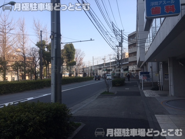 北区浮間4丁目32-22の月極駐車場6